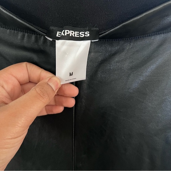 Express Black Faux Leather Leggings |Size Medium| - Picture 4 of 6